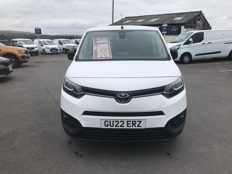 Toyota PROACE CITY 1.5 BlueHDi Icon Long Panel Van 5dr Diesel Manual LWB Euro 6 (s/s) (100 bhp) 5dr Manual 2026