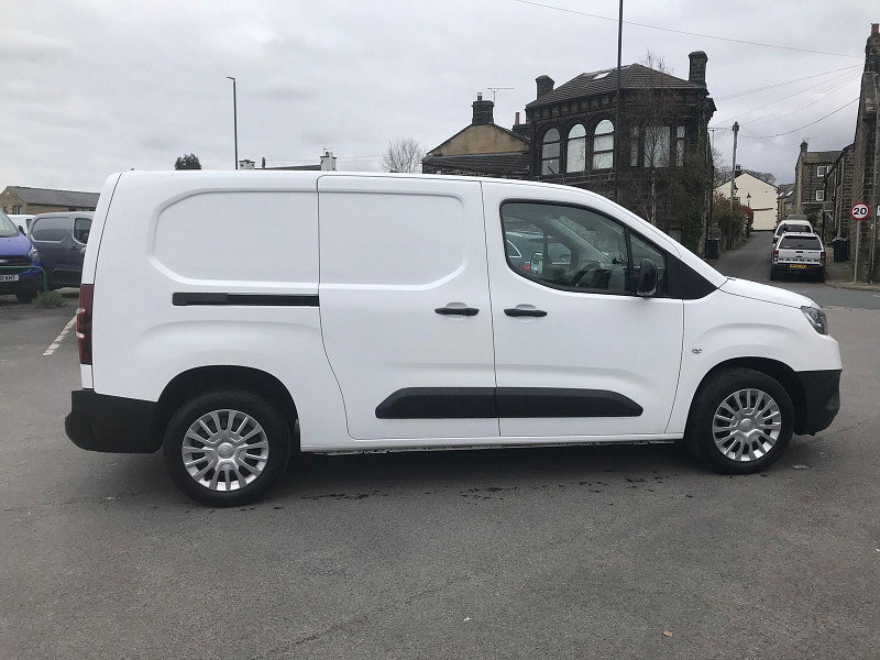 Toyota PROACE CITY 1.5 BlueHDi Icon Long Panel Van 5dr Diesel Manual LWB Euro 6 (s/s) (100 bhp) 5dr Manual 2026