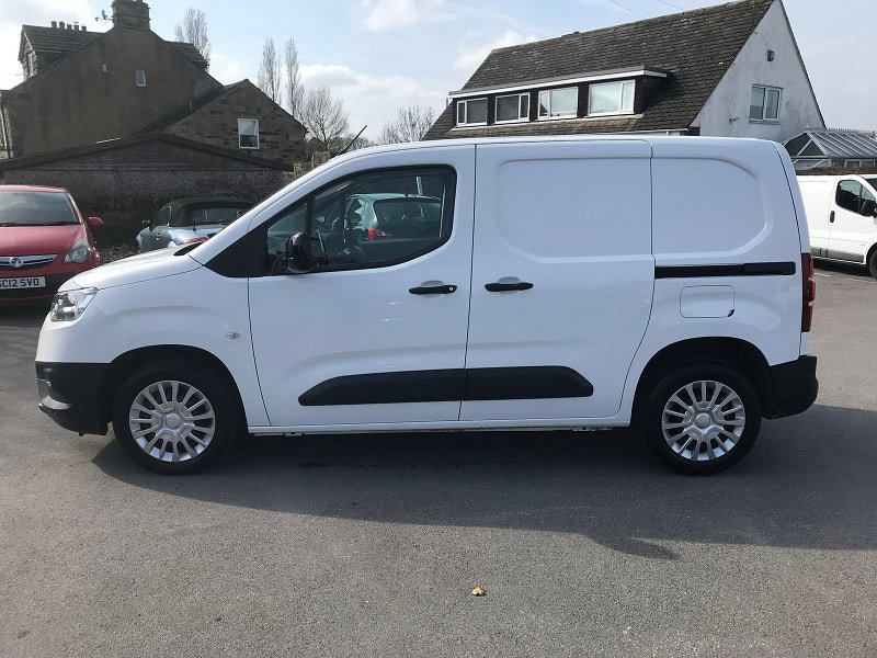 Toyota PROACE CITY 1.5 BlueHDi Icon Short Panel Van 5dr Diesel Manual SWB Euro 6 (s/s) (100 bhp) 6dr Manual 2026