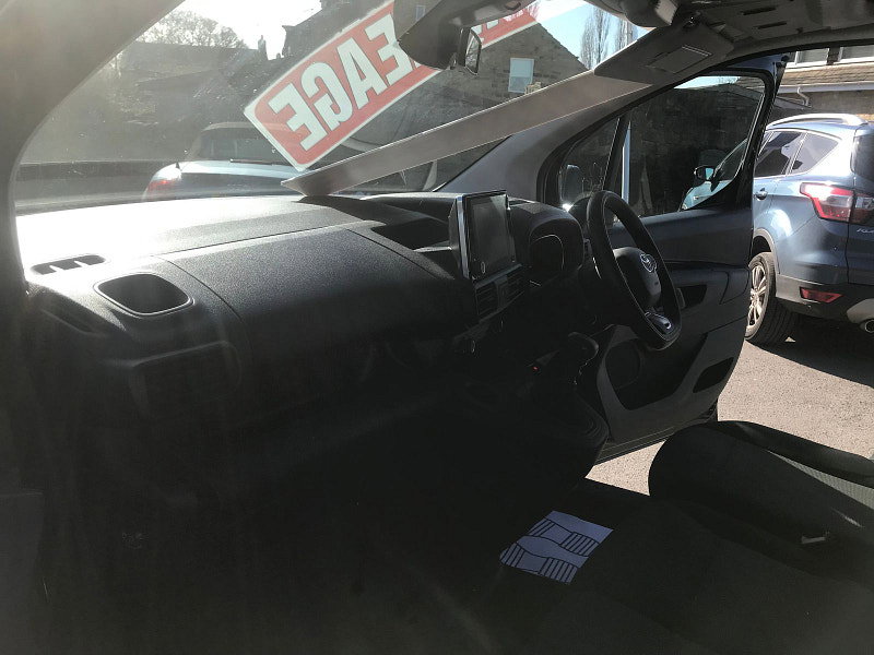 Toyota PROACE CITY 1.5 BlueHDi Icon Short Panel Van 5dr Diesel Manual SWB Euro 6 (s/s) (100 bhp) 6dr Manual 2026