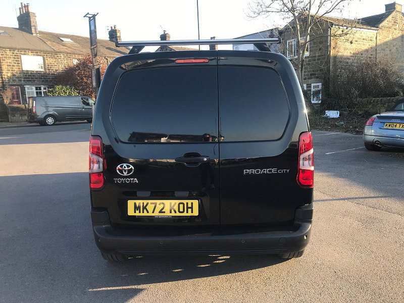 Toyota PROACE CITY 1.5 BlueHDi Icon Short Panel Van 5dr Diesel Manual SWB Euro 6 (s/s) (100 bhp) 6dr Manual 2026