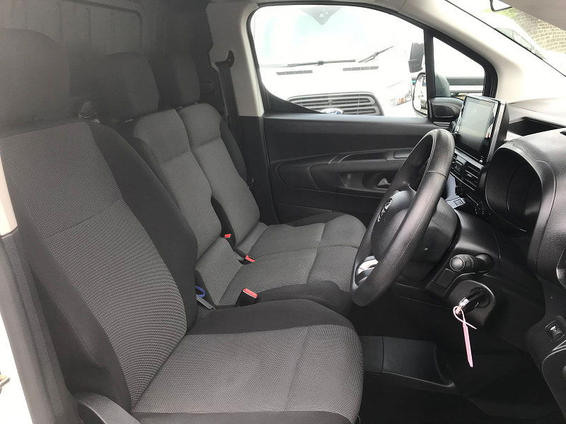 Toyota PROACE CITY 1.5L Icon Diesel Manual Euro 6 (101 bhp) 6dr Manual 2025