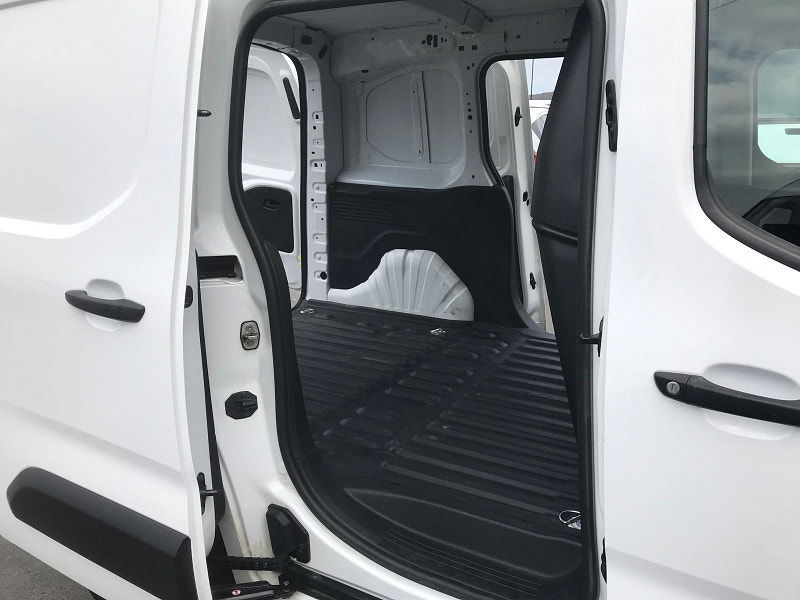 Toyota PROACE CITY 1.5L Icon Diesel Manual Euro 6 (101 bhp) 6dr Manual 2025