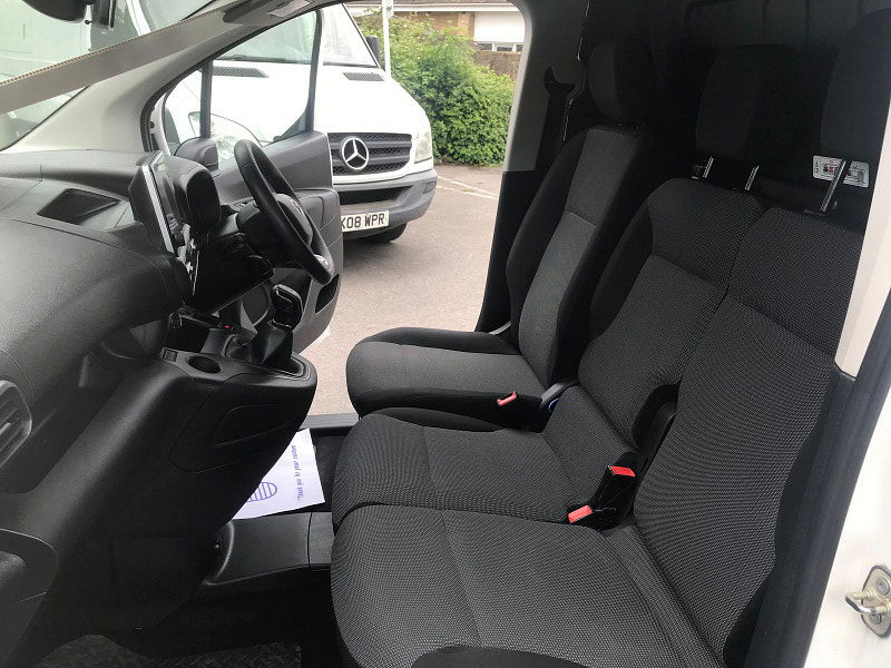 Toyota PROACE CITY 1.5L Icon Diesel Manual Euro 6 (101 bhp) 6dr Manual 2025