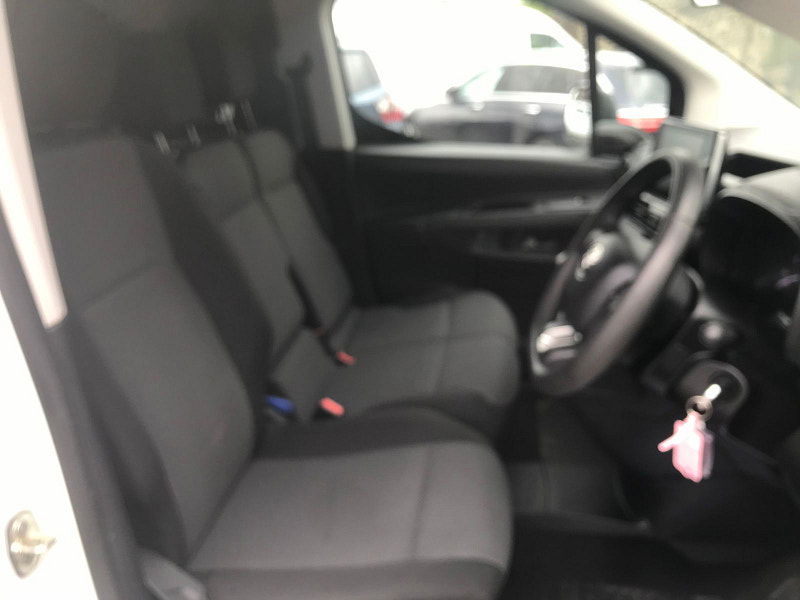 Toyota PROACE CITY 1.5L Icon Diesel Manual Euro 6 (101 bhp) 6dr Manual 2025