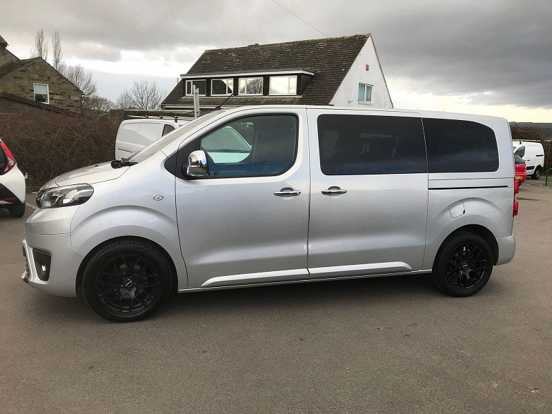 Toyota PROACE Verso 1.6L D-4D L1 SHUTTLE 5dr Diesel Manual Euro 6 (114 bhp) 6dr Manual 2025