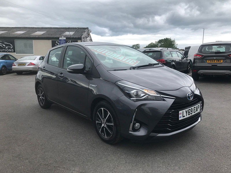 Toyota Yaris 1.5L VVT-I ICON TECH Hatchback 5dr Hybrid Euro 6 (99 bhp) 5dr  2024