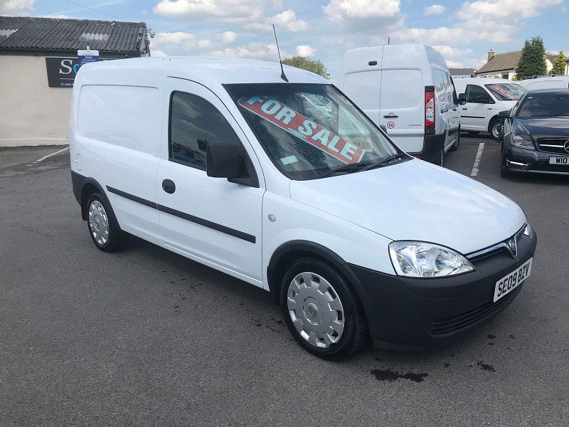 Vauxhall Combo 1.2L 2000 CDTI E4 Diesel Manual Euro 4 (74 bhp) 5dr Manual 2024