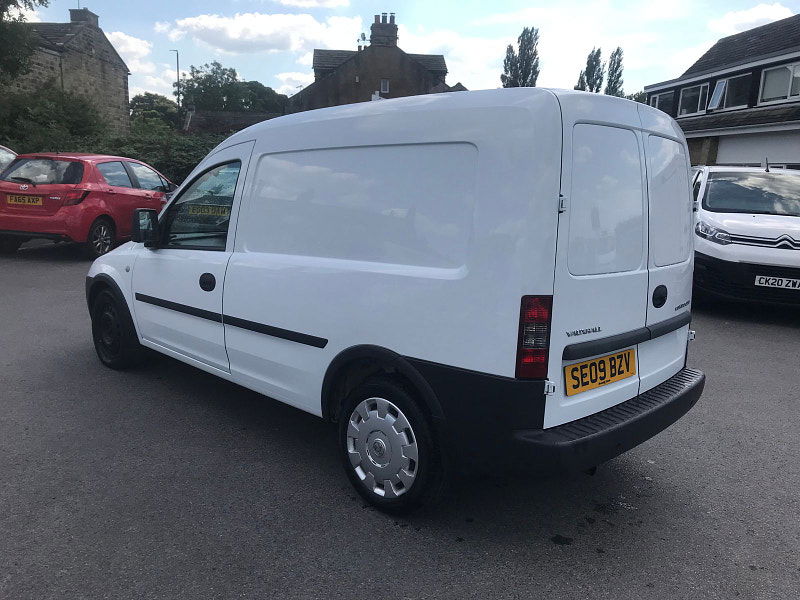 Vauxhall Combo 1.2L 2000 CDTI E4 Diesel Manual Euro 4 (74 bhp) 5dr Manual 2024