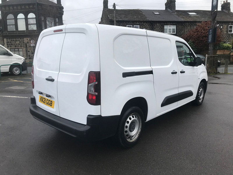 Vauxhall Combo 1.5 Turbo D 2300 Edition Panel Van 4dr Diesel Manual L2 H1 Euro 6 (100 ps) 6dr Manual 2026