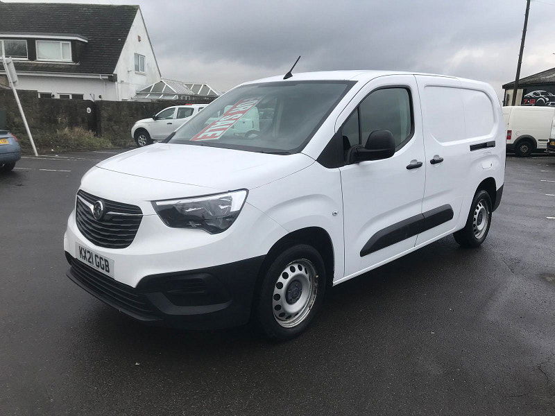 Vauxhall Combo 1.5 Turbo D 2300 Edition Panel Van 4dr Diesel Manual L2 H1 Euro 6 (100 ps) 6dr Manual 2026