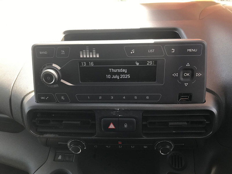 Vauxhall Combo 1.5L 2300 Edition S/S Diesel Manual Euro 6 (101 bhp) 6dr Manual 2025