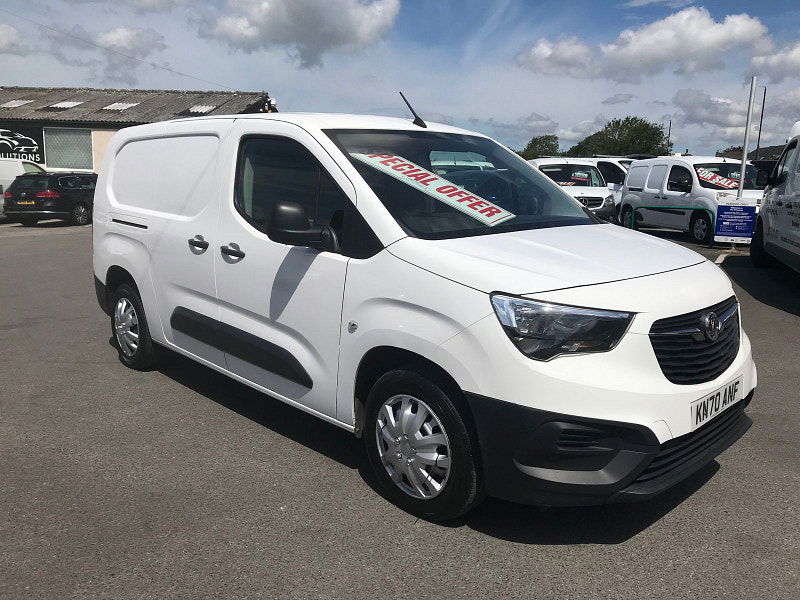 Vauxhall Combo 1.5L 2300 Edition S/S Diesel Manual Euro 6 (101 bhp) 6dr Manual 2025