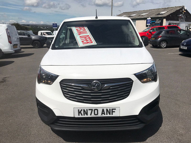 Vauxhall Combo 1.5L 2300 Edition S/S Diesel Manual Euro 6 (101 bhp) 6dr Manual 2025