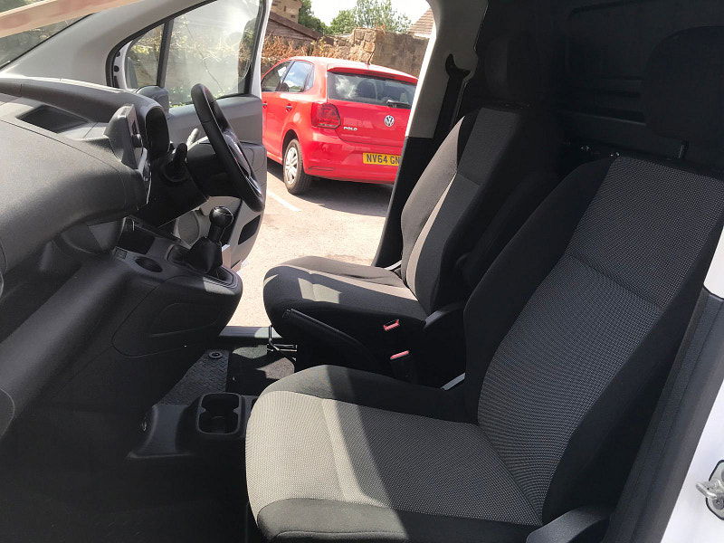 Vauxhall Combo 1.5L 2300 Edition S/S Diesel Manual Euro 6 (101 bhp) 6dr Manual 2025