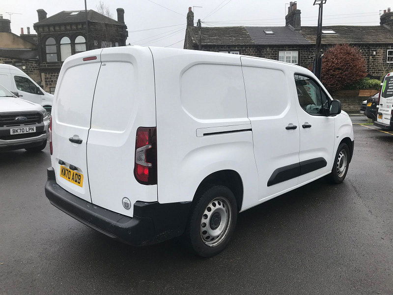 Vauxhall Combo 1.5L 2300 Edition S/S Diesel Manual Euro 6 (101 bhp) 6dr Manual 2026