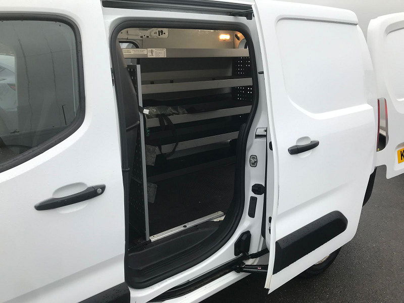 Vauxhall Combo 1.5L 2300 Edition S/S Diesel Manual Euro 6 (101 bhp) 6dr Manual 2026