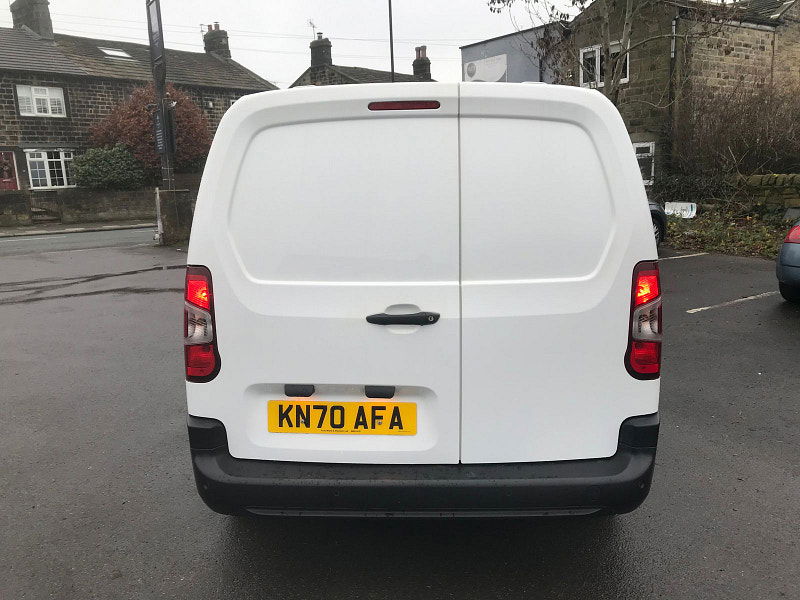 Vauxhall Combo 1.5L 2300 Edition S/S Diesel Manual Euro 6 (101 bhp) 6dr Manual 2026