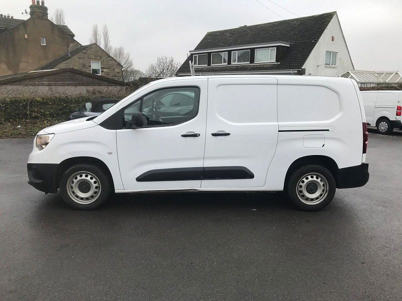 Vauxhall Combo 1.5L 2300 Edition TD S/S Diesel Manual Euro 6 (101 bhp) 6dr Manual 2026