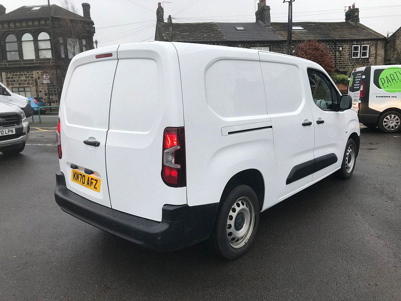 Vauxhall Combo 1.5L 2300 Edition TD S/S Diesel Manual Euro 6 (101 bhp) 6dr Manual 2026