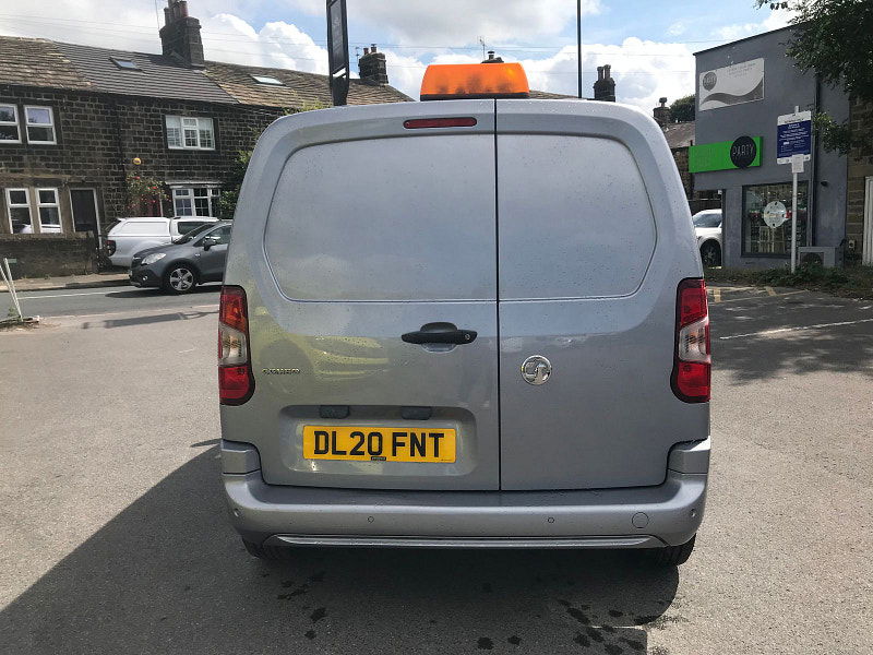 Vauxhall Combo 1.5L 2300 Sportive S/S Diesel Manual Euro 6 (101 bhp) 5dr Manual 2025