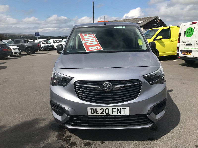 Vauxhall Combo 1.5L 2300 Sportive S/S Diesel Manual Euro 6 (101 bhp) 5dr Manual 2025