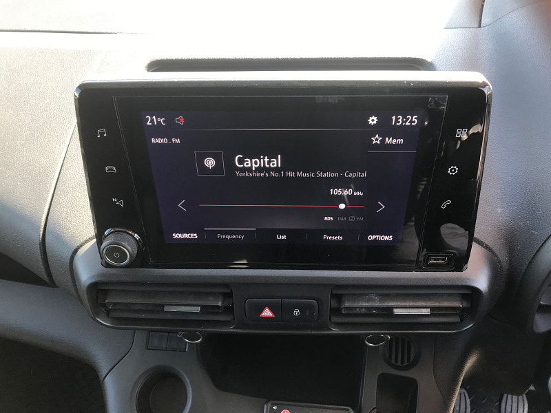 Vauxhall Combo 1.5L 2300 Sportive TD Diesel Manual Euro 6 (101 bhp) 5dr Manual 2025