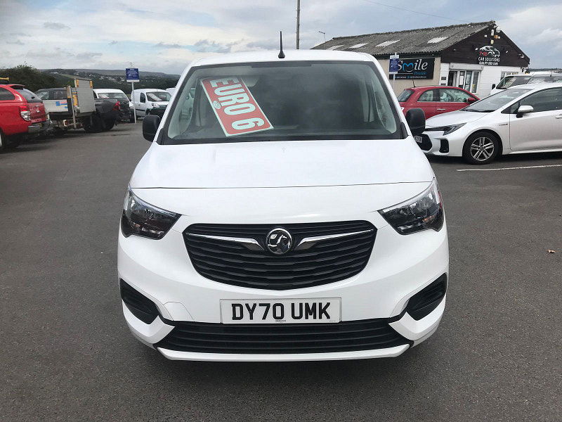 Vauxhall Combo 1.5L 2300 SportIVE TD S/S Diesel Manual Euro 6 (101 bhp) 6dr Manual 2025