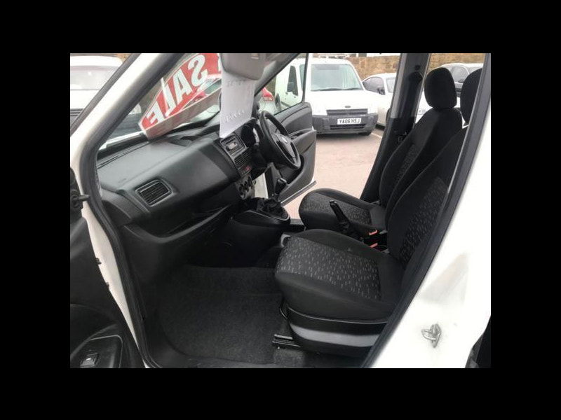 Vauxhall Combo L1H1 2300 CDTI 5dr Manual 2025