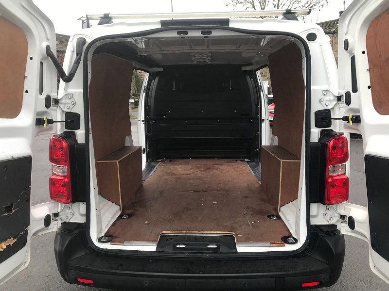 Vauxhall Vivaro 1.5 Turbo D 2900 Dynamic Panel Van 6dr Diesel Manual L2 H1 Euro 6 (s/s) (100 ps) 6dr Manual 2026