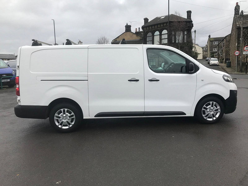 Vauxhall Vivaro 1.5 Turbo D 2900 Dynamic Panel Van 6dr Diesel Manual L2 H1 Euro 6 (s/s) (100 ps) 6dr Manual 2026
