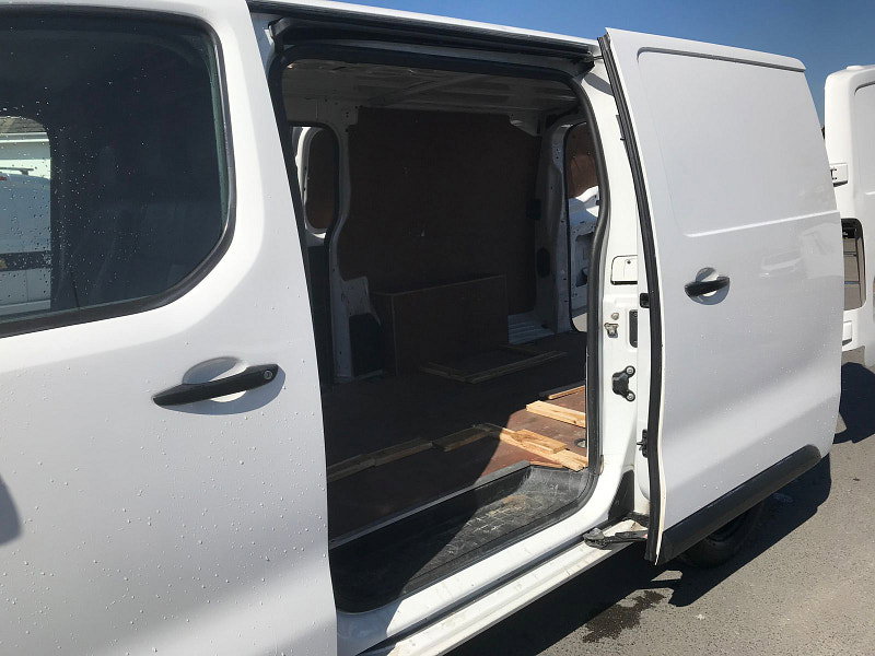 Vauxhall Vivaro 1.5 Turbo D 2900 Dynamic Panel Van 6dr Diesel Manual L2 H1 Euro 6 (s/s) (100 ps) 6dr Manual 2026