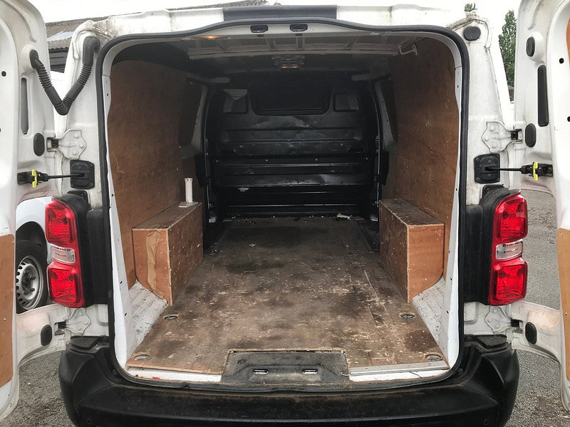 Vauxhall Vivaro 1.5 Turbo D 2900 Dynamic Panel Van 6dr Diesel Manual L2 H1 Euro 6 (s/s) (100 ps) 6dr Manual 2026