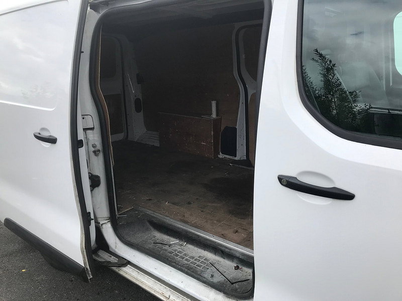 Vauxhall Vivaro 1.5 Turbo D 2900 Dynamic Panel Van 6dr Diesel Manual L2 H1 Euro 6 (s/s) (100 ps) 6dr Manual 2026