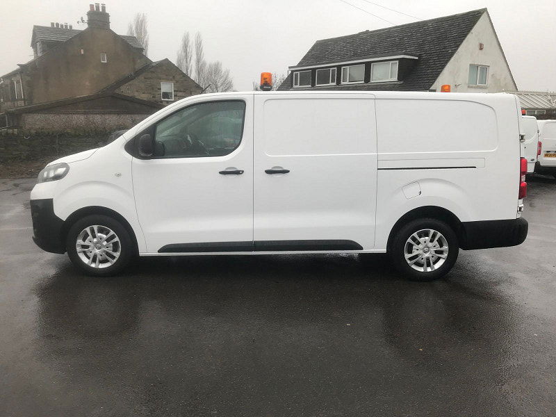 Vauxhall Vivaro 1.5 Turbo D 2900 Dynamic Panel Van 6dr Diesel Manual L2 H1 Euro 6 (s/s) (100 ps) 6dr Manual 2026