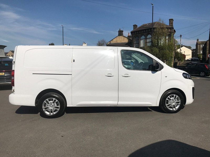 Vauxhall Vivaro 1.5 Turbo D 2900 Sportive Panel Van 6dr Diesel Manual L2 H1 Euro 6 (s/s) (100 ps) 6dr Manual 2026