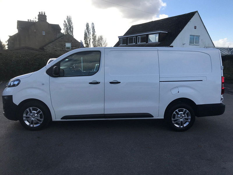 Vauxhall Vivaro 1.5L 2900 Dynamic S/S Diesel Manual Euro 6 (101 bhp) 6dr Manual 2024