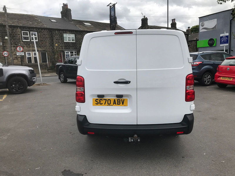 Vauxhall Vivaro 1.5L 2900 Dynamic S/S Diesel Manual Euro 6 (101 bhp) 6dr Manual 2025