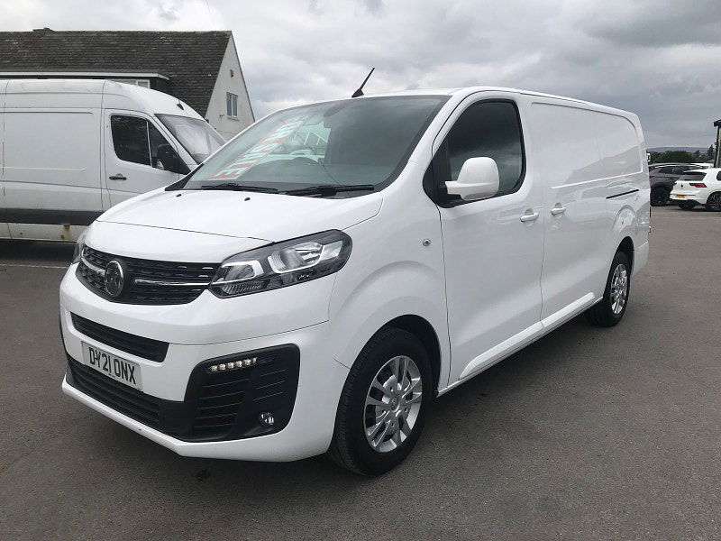 Vauxhall Vivaro 1.5L 2900 Sportive S/S Diesel Manual Euro 6 (101 bhp) 6dr Manual 2025
