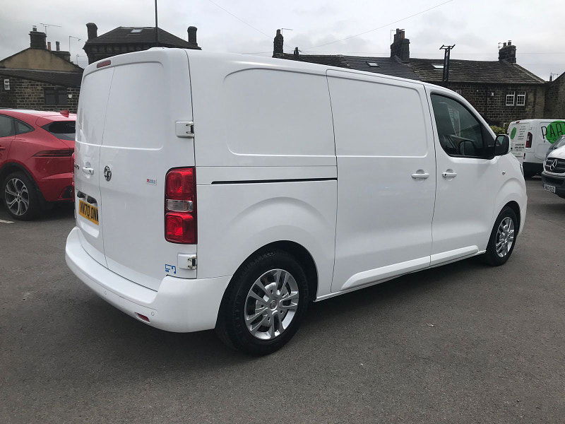 Vauxhall Vivaro 1.5L L1H1 2700 SPORTIVE S/S Diesel Manual Euro 6 (101 bhp) 6dr Manual 2025