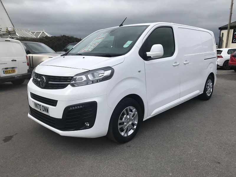 Vauxhall Vivaro 1.5L L1H1 2700 SPORTIVE S/S Diesel Manual Euro 6 (101 bhp) 6dr Manual 2025