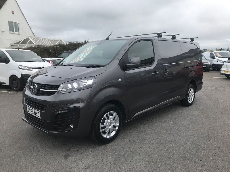 Vauxhall Vivaro 1.5L L2H1 2900 SPORTIVE S/S Diesel Manual Euro 6 (101 bhp) 5dr Manual 2025