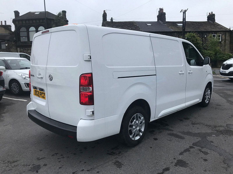 Vauxhall Vivaro 1.5L L2H1 2900 SPORTIVE S/S Diesel Manual Euro 6 (101 bhp) 6dr Manual 2024