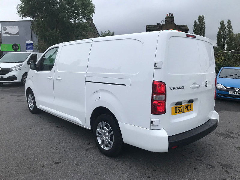 Vauxhall Vivaro 1.5L L2H1 2900 SPORTIVE S/S Diesel Manual Euro 6 (101 bhp) 6dr Manual 2024