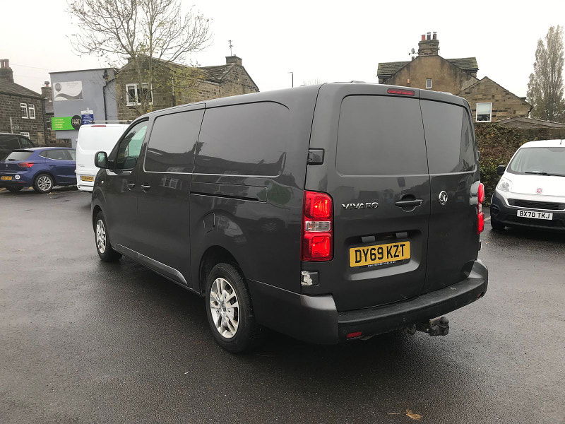 Vauxhall Vivaro 1.5L L2H1 2900 SPORTIVE S/S Diesel Manual Euro 6 (101 bhp) 6dr Manual 2024