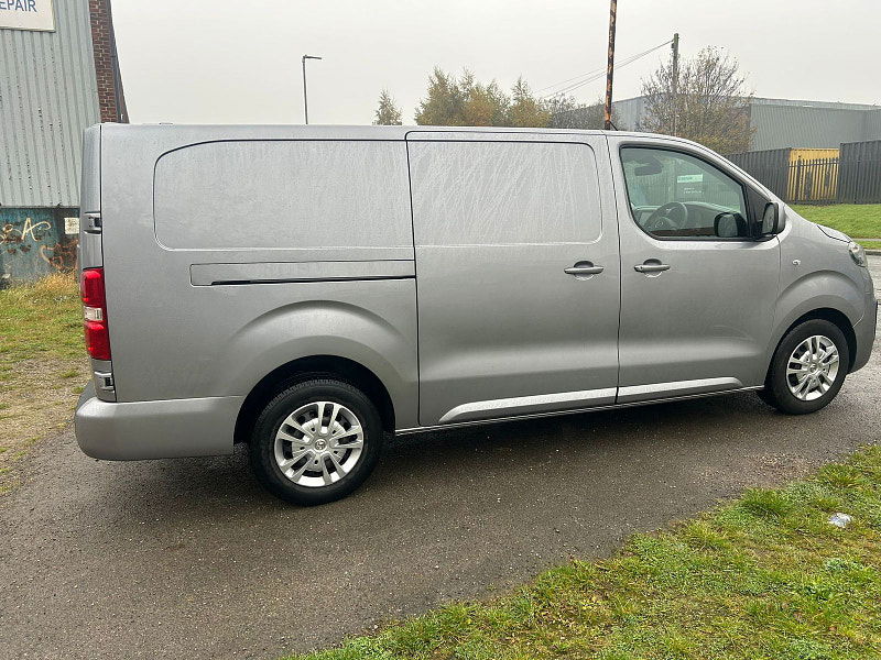 Vauxhall Vivaro 1.5L L2H1 2900 SPORTIVE S/S Diesel Manual Euro 6 (101 bhp) 6dr Manual 2024