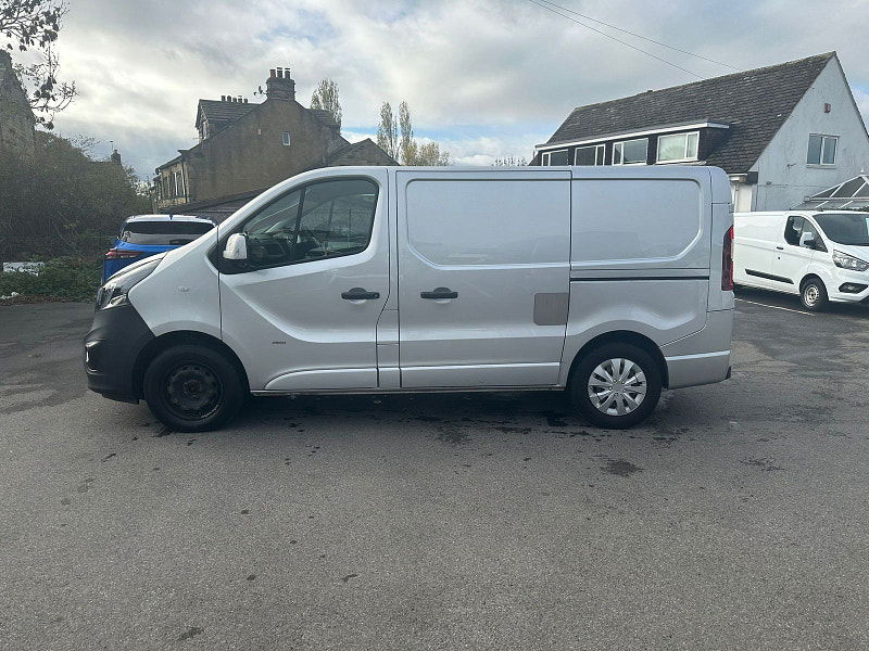 Vauxhall Vivaro 1.6L 2900 Sportive CDTi Bi-T S/S Diesel Manual Euro 6 (125 bhp) 5dr Manual 2025