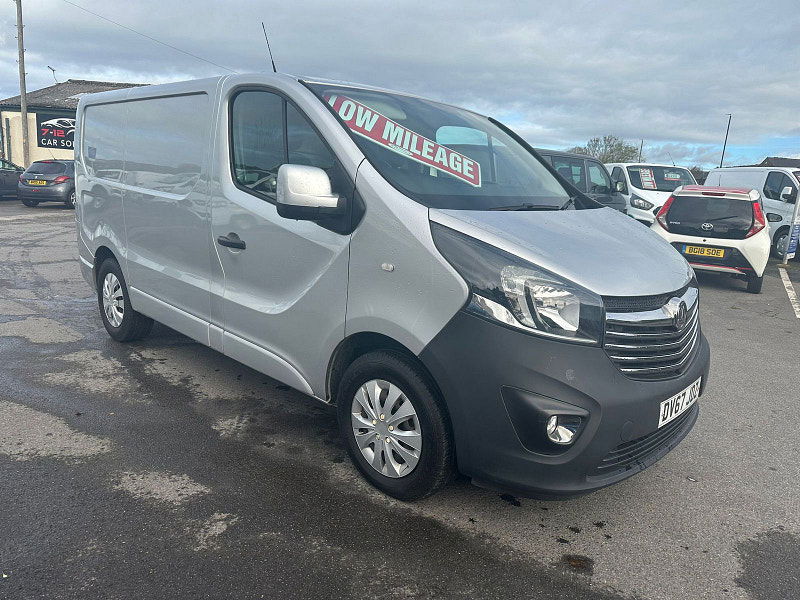 Vauxhall Vivaro 1.6L 2900 Sportive CDTi Bi-T S/S Diesel Manual Euro 6 (125 bhp) 5dr Manual 2025