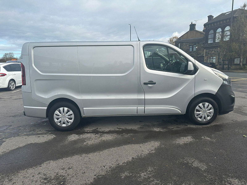 Vauxhall Vivaro 1.6L 2900 Sportive CDTi Bi-T S/S Diesel Manual Euro 6 (125 bhp) 5dr Manual 2025