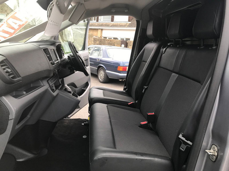 Vauxhall Vivaro 2.0 Turbo D 3100 Dynamic Panel Van 6dr Diesel Auto L2 H1 Euro 6 (s/s) (120 ps) 6dr Automatic 2026